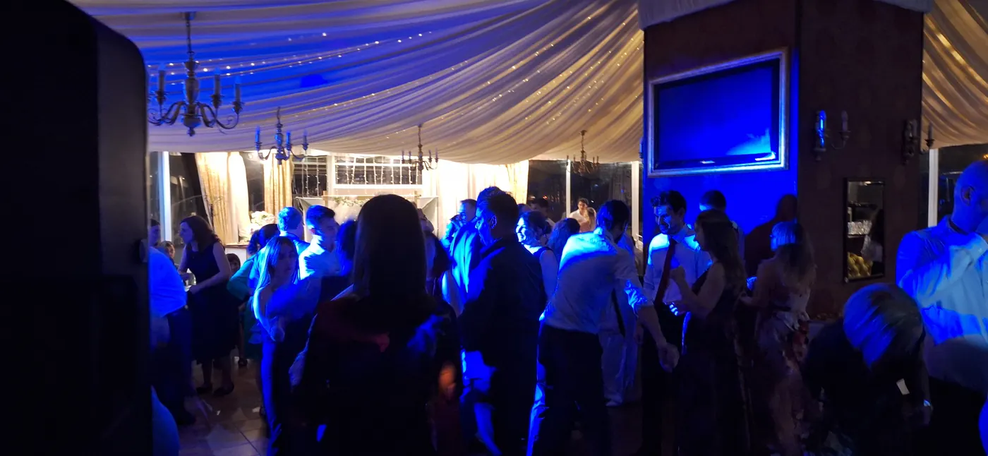 Esküvői DJ