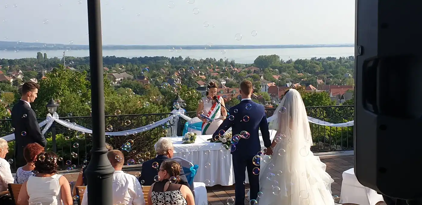Esküvői DJ